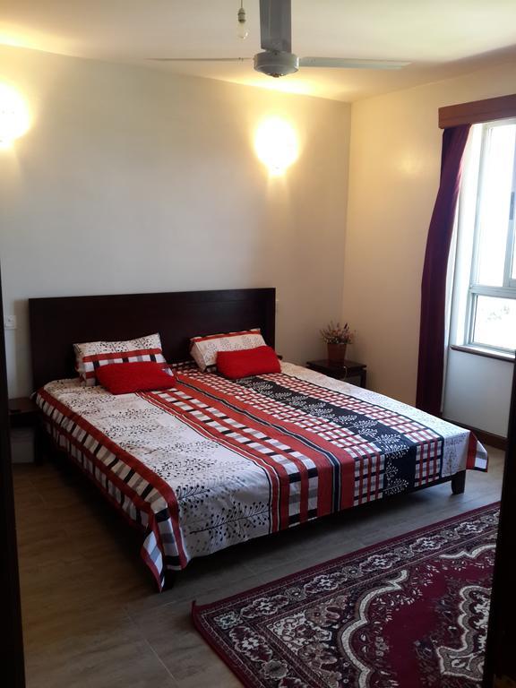 Shanzu Beach Apartment With Stunning Ocean View Mwakirunge Bagian luar foto